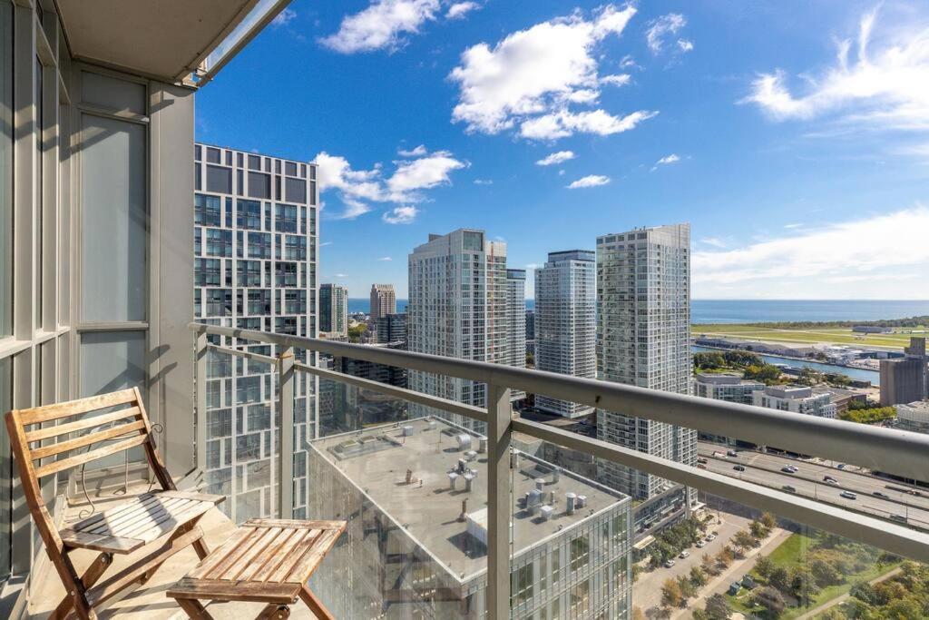 Modern Luxury Condo - Views 多伦多 外观 照片